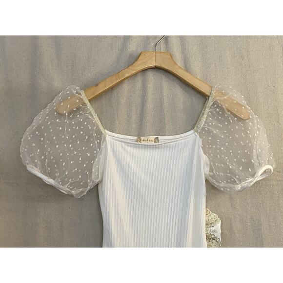 Altar'd State Women's Boho Chic Romantic Bridal Puff Bodysuit Size S Sheer NWT - Picture 7 of 10